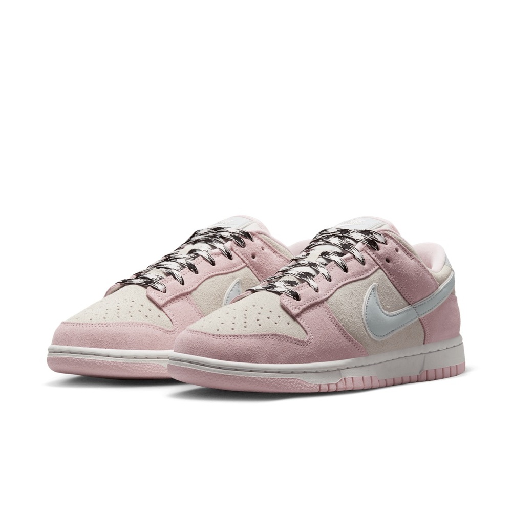 Nike‎ Women’s DUNK LOW LX 'PINK FOAM' Size 11 DV3054-600